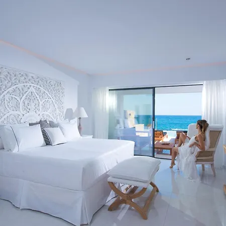 Abaton Island & 리조트 헐소니소스