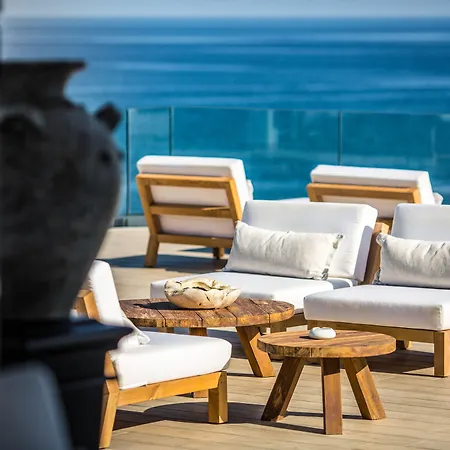 Abaton Island & Semesteranläggning (resort)