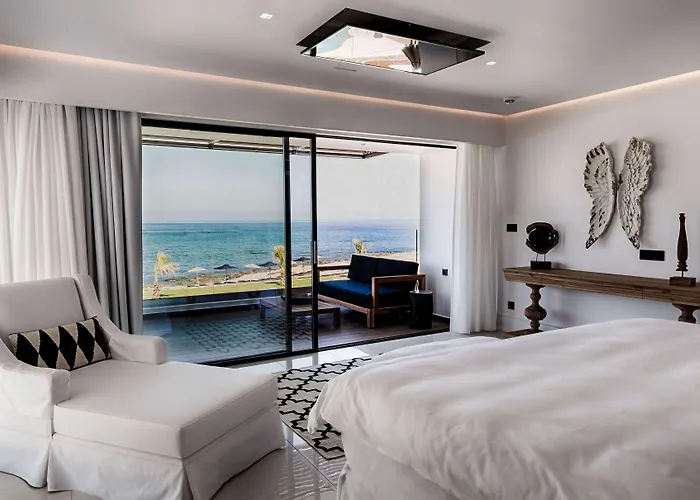 Abaton Island & Resort 5*